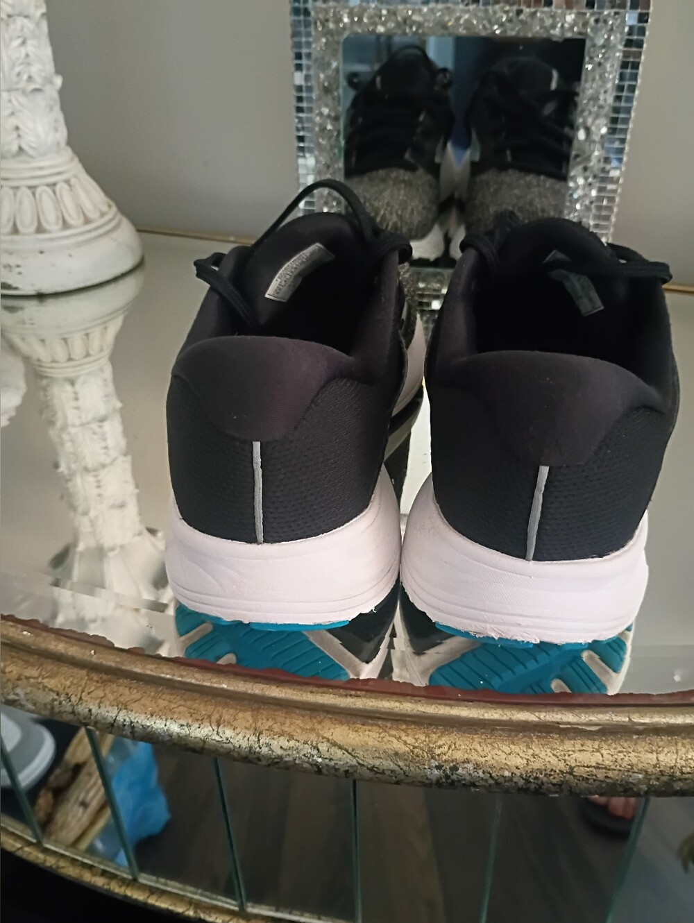 Brooks Women's Black, Gray & White Running Shoes with Teal Logo - Picture 3 of 12
